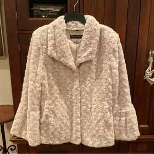 Pamela McCoy Faux Fur Woman’s Coat Cream Size Med